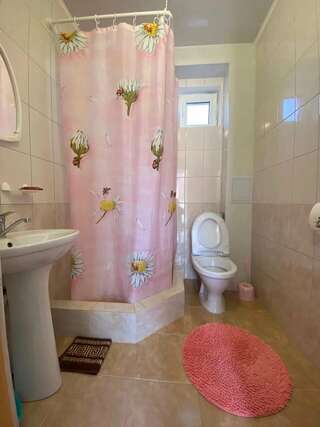 Гостиница Фортуна Феодосия Трехместный номер «Комфорт» с душем-12